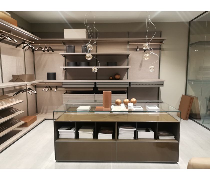 Rimadesio Гардеробная система Dress Bold, Перегородки Spazio Soho, Остров Altair