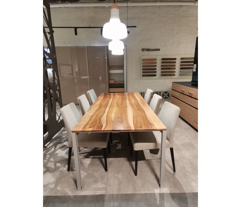 Team by Wellis Стол обеденный Ares