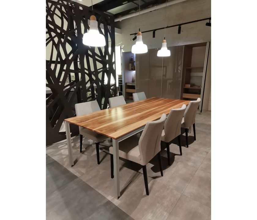 Team by Wellis Стол обеденный Ares