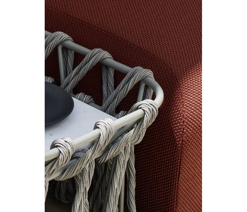 Столик Butterly