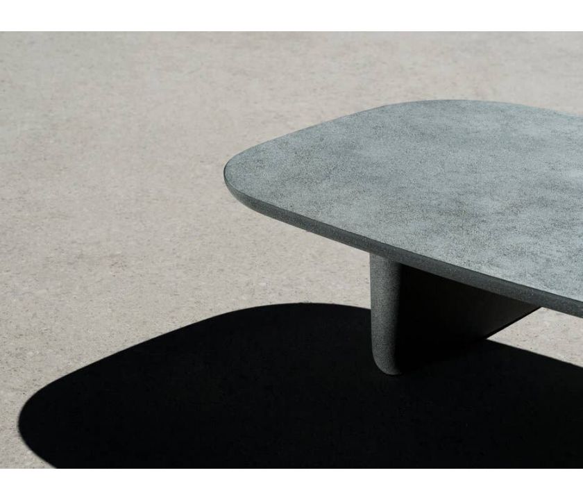 Столик Tobi-Ishi Outdoor